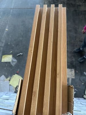 그릴 패션적인 야외 wpc 벽 패널 인기가 있는 Pvc