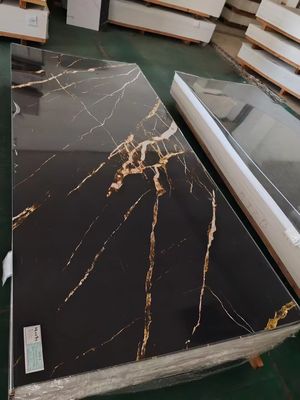 4*8ft UV 대리석 보드 인기 색상 PVC UV 대리석 잎 더 저렴 장식 벽 패널 설치가 쉽습니다