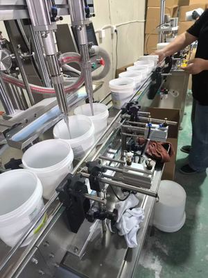 쉬운 시공 재료 바닥 에폭시 셀프 레벨링 페인트 산업용 바닥 에폭시 수지 컬러 모래 장식 바닥