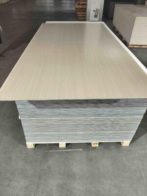 8mm 4ft*8ft 실내 벽 장식용 목재 대형 PVC 벽 패널 탄소 결정 시트